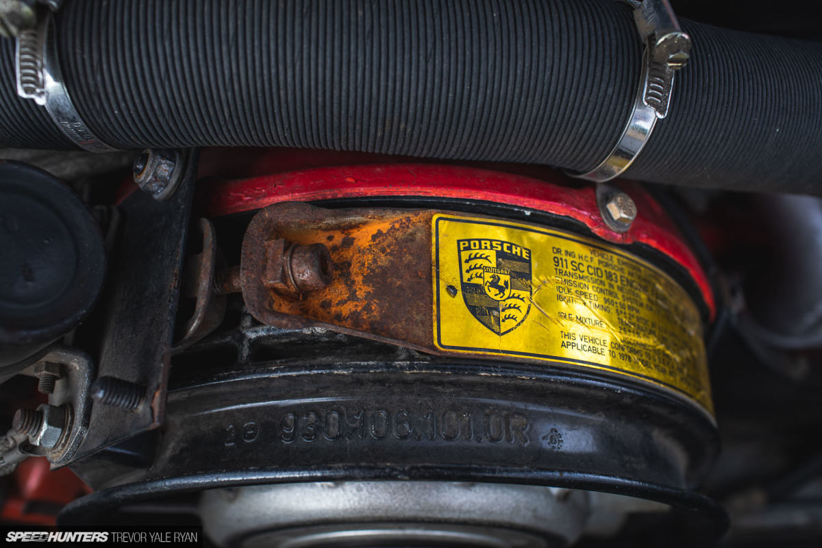2020-Porsches-at-Sunrise-Stock-and-Rothsport-Racing_Trevor-Ryan-Speedhunters_085_2584