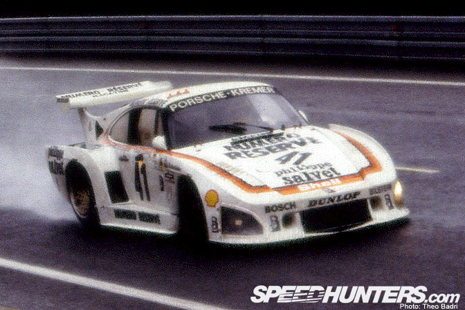 LM79_sun_porsche-935-K3_n41_dunlop_curve