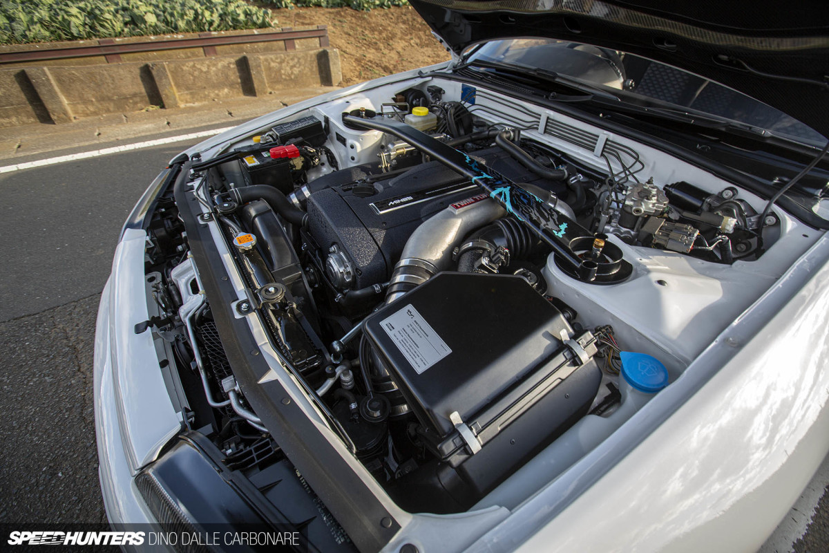 built_by_legends_r32_gtr_dino_dalle_carbonare_64