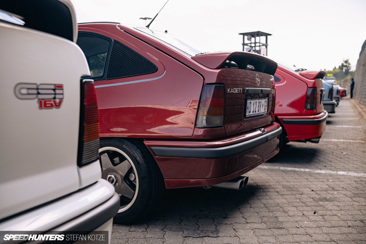 stefan-kotze-opel-superboss-bmw-325is-speedhunters (23)