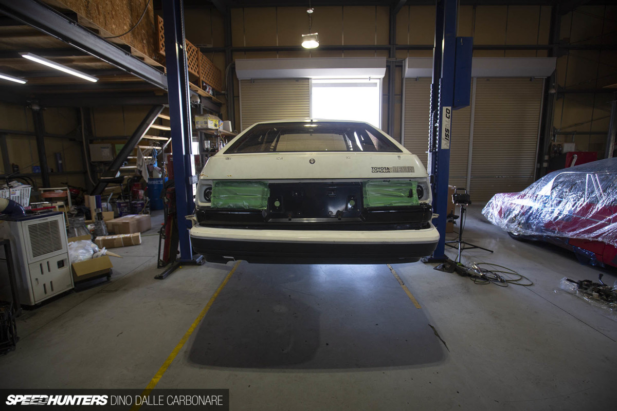 daddy_motor_works_g16e_ae86_dino_dalle_carbonare_11