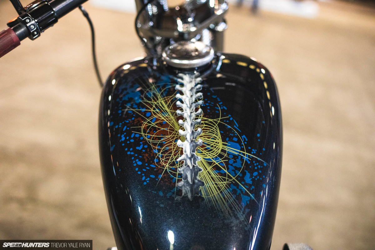 2021-1Moto-Seats-Tanks-Art_Trevor-Ryan-Speedhunters_021_8112