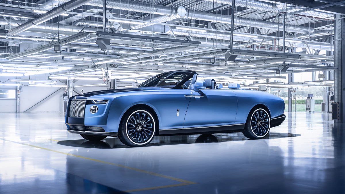 Rolls-Royce Boat Tail in Goodwood Front 3_4