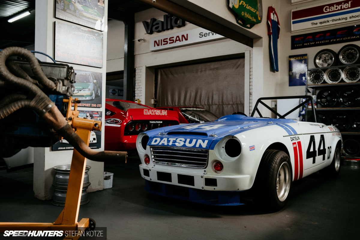 The_Datsun_Shop_stefan_kotze_Speedhunters (2)