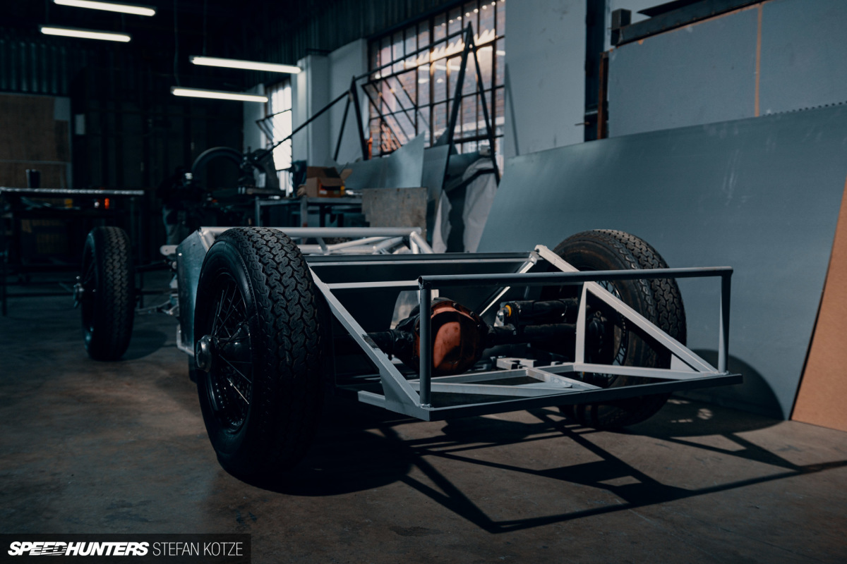stefan-kotze-speedhunters-english-wheel-fabrication (1)