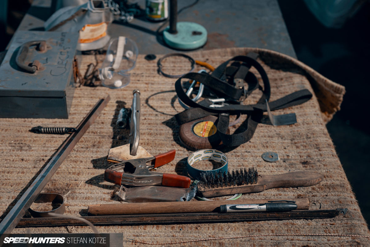 stefan-kotze-speedhunters-english-wheel-fabrication (23)