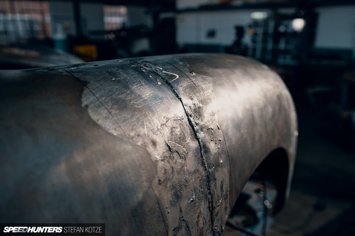 stefan-kotze-speedhunters-english-wheel-fabrication (32)