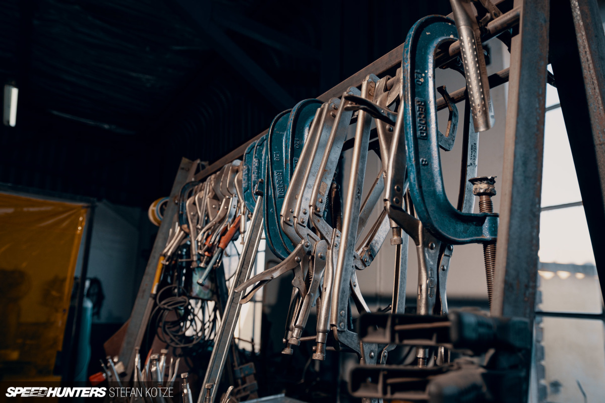 stefan-kotze-speedhunters-english-wheel-fabrication (34)
