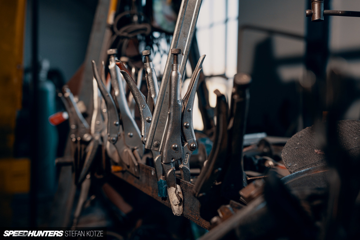stefan-kotze-speedhunters-english-wheel-fabrication (35)