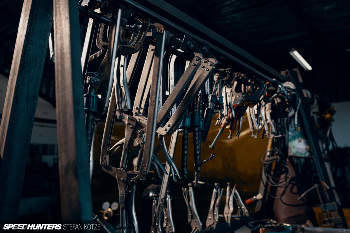 stefan-kotze-speedhunters-english-wheel-fabrication (36)