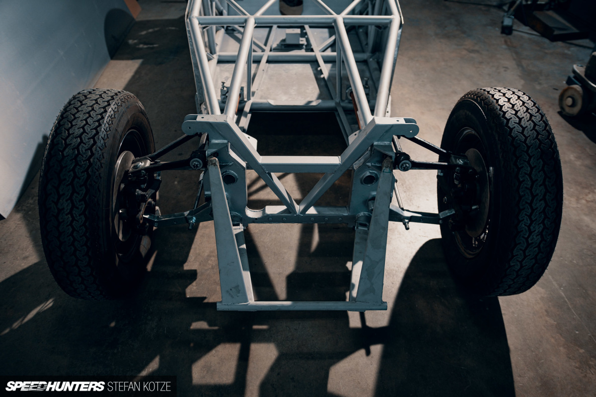 stefan-kotze-speedhunters-english-wheel-fabrication (4)