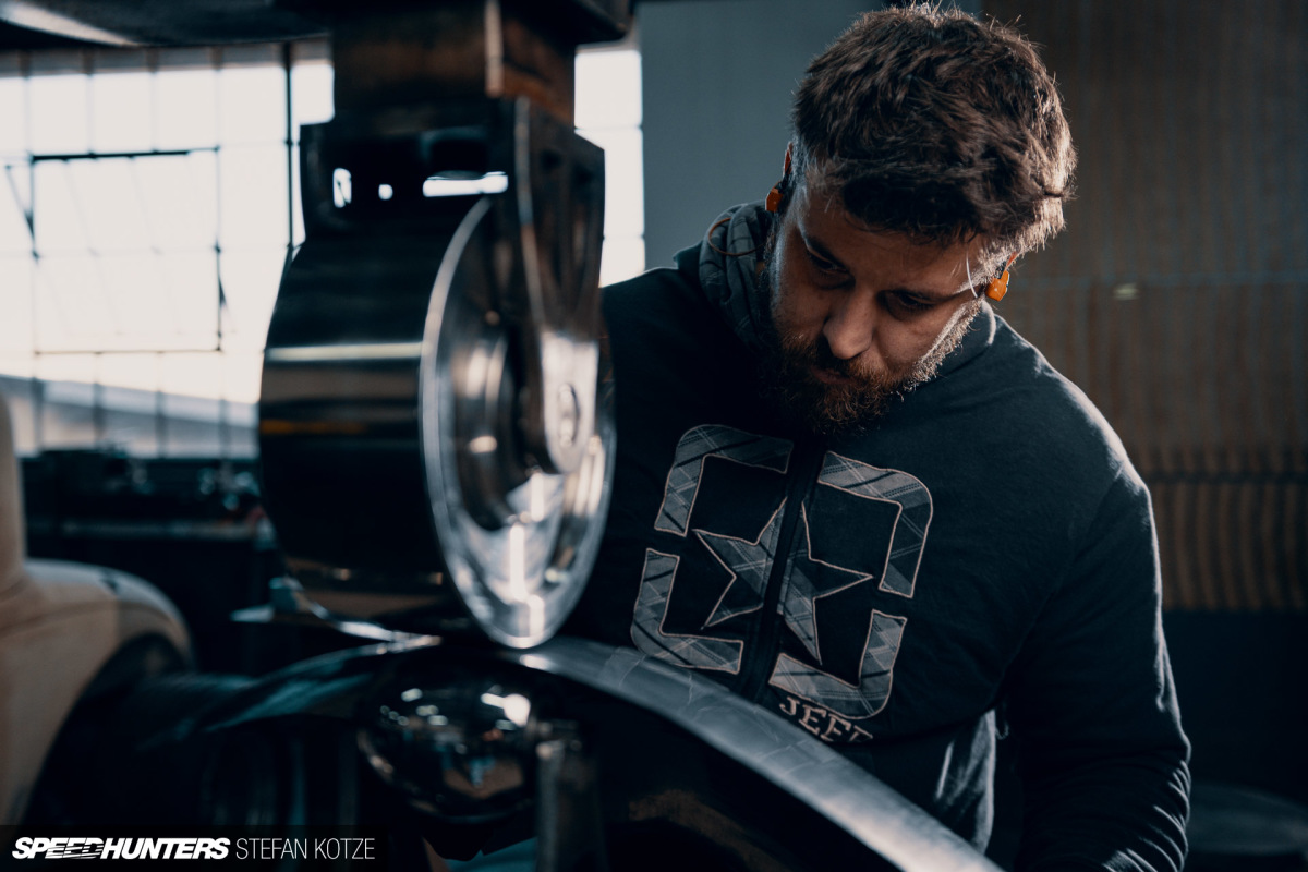 stefan-kotze-speedhunters-english-wheel-fabrication (44)