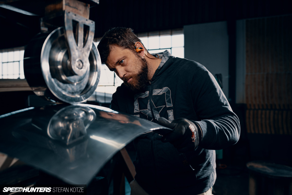 stefan-kotze-speedhunters-english-wheel-fabrication (46)