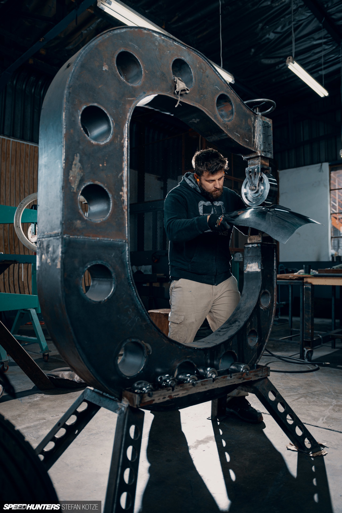 stefan-kotze-speedhunters-english-wheel-fabrication (55)
