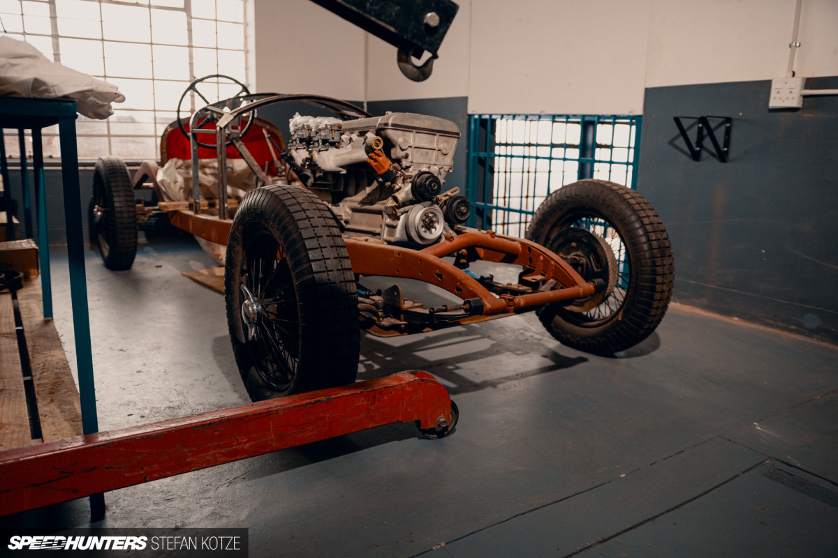 stefan-kotze-speedhunters-english-wheel-fabrication (92)