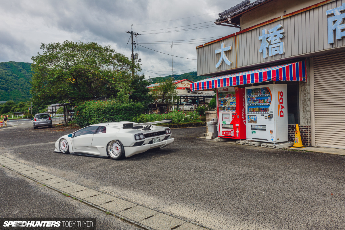 Toby_Thyer_Photographer_Countach_25thAnniversary-27