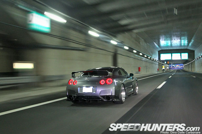 Desktops >> Phoenix’s Power R35 Gt-r