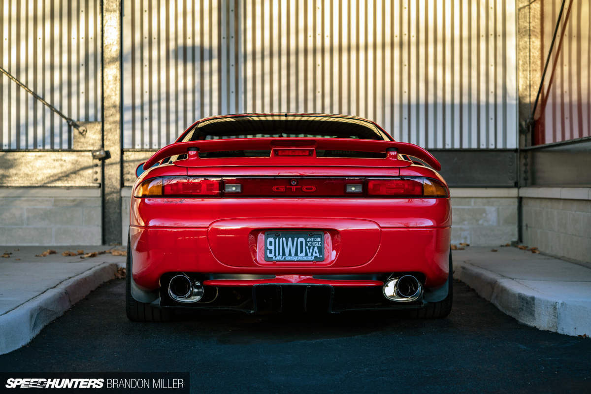 SH_3000GTO rear 2