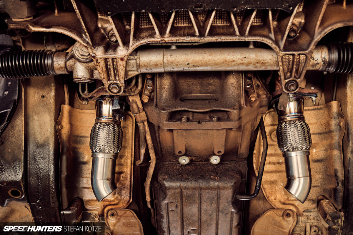 stefan-kotze-speedhunters-lexus-ls400-exhaust (50)