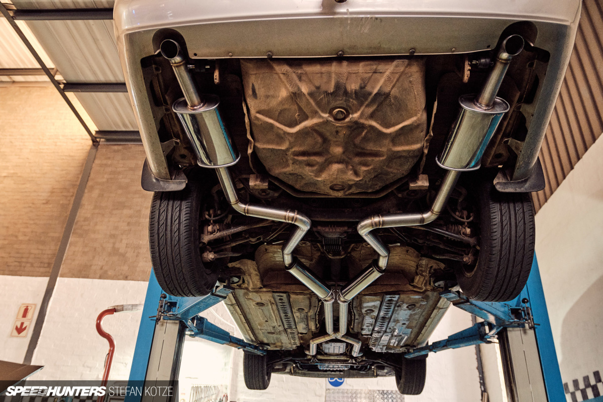 stefan-kotze-speedhunters-lexus-ls400-exhaust (74)