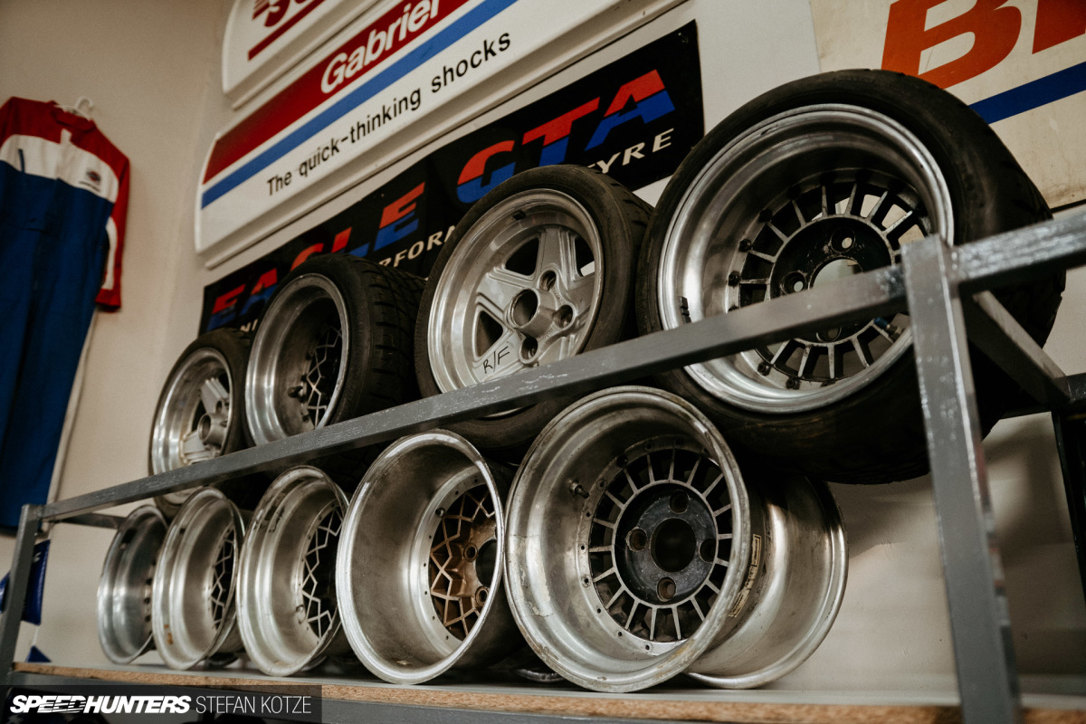 The_Datsun_Shop_stefan_kotze_Speedhunters (49)