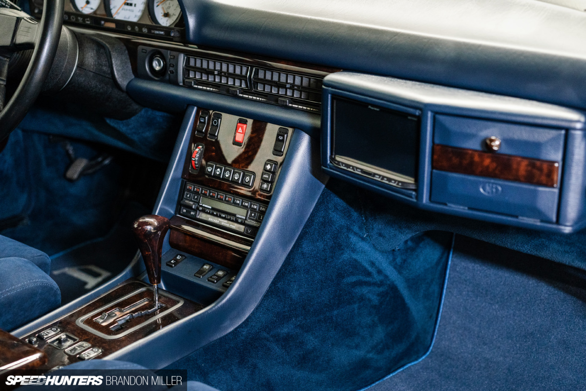 Speedhunters-Brandon-Miller-560interior2