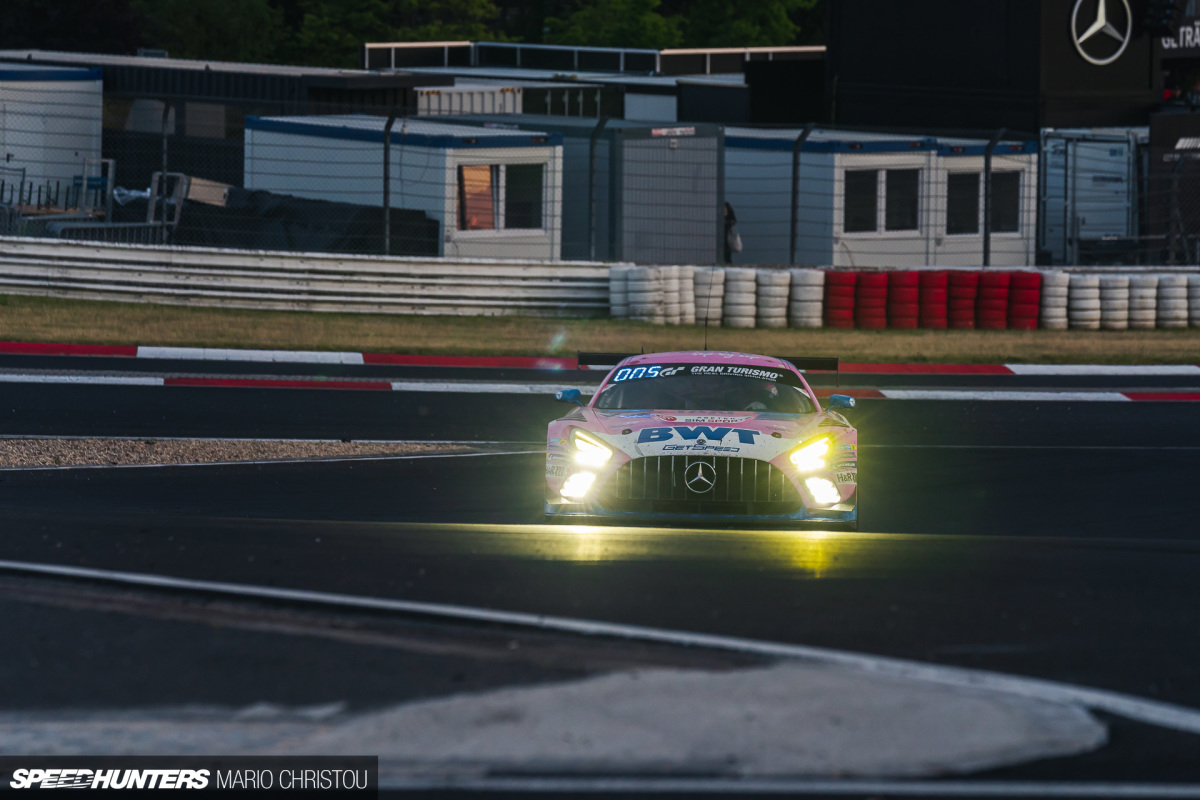 52 Hours Of Madness At The Nürburgring 24h