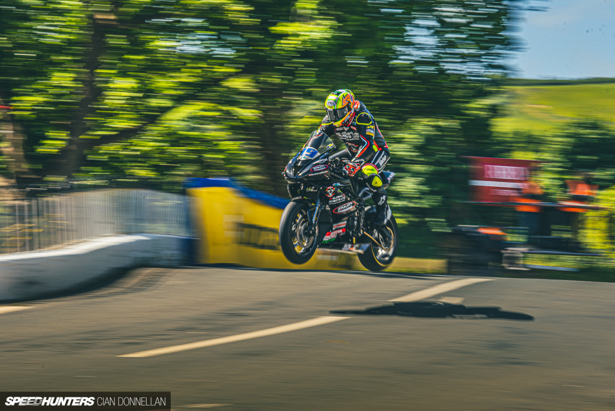 Isle_of_Man_TT_on_Speedhunters_Pic_By_Cian_Don (114)