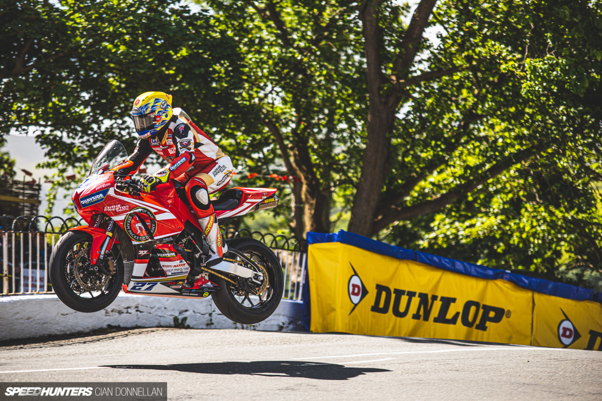 Isle_of_Man_TT_on_Speedhunters_Pic_By_Cian_Don (115)