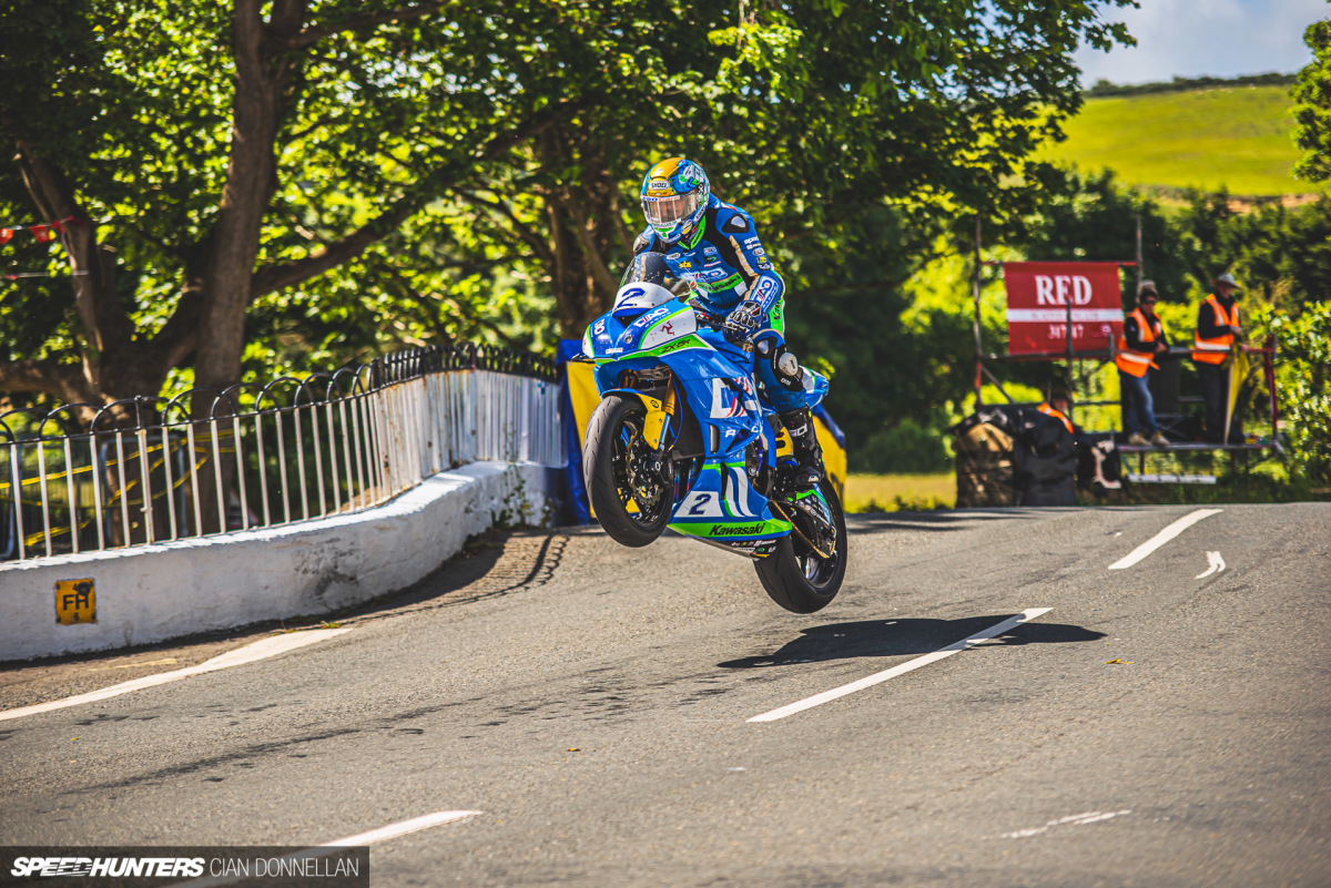 Isle_of_Man_TT_on_Speedhunters_Pic_By_Cian_Don (120)