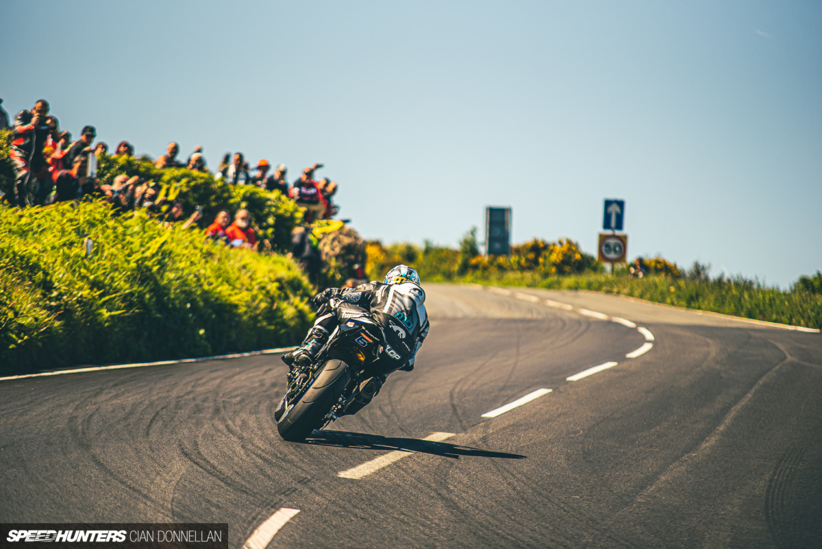 Isle_of_Man_TT_on_Speedhunters_Pic_By_Cian_Don (24)