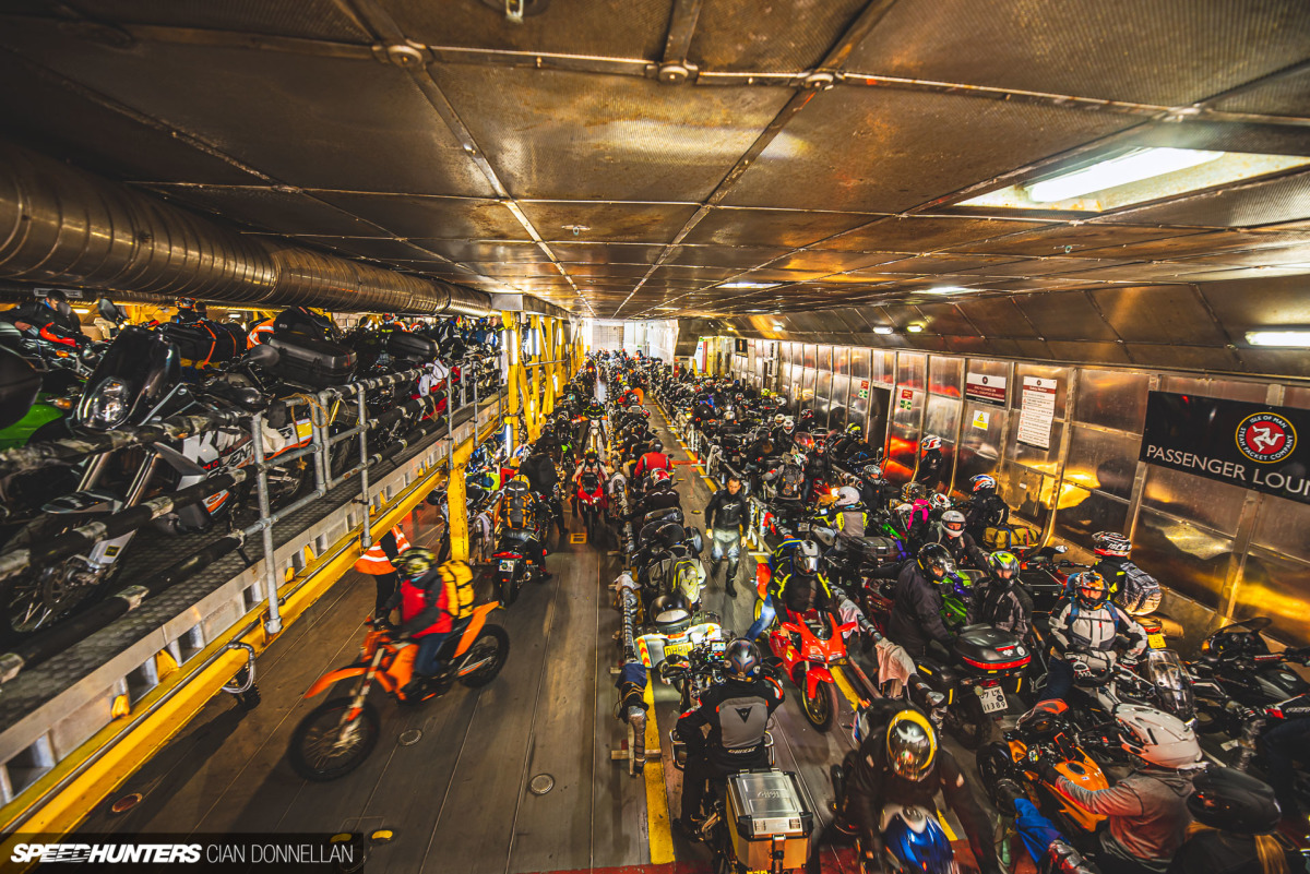 Isle_of_Man_TT_on_Speedhunters_Pic_By_Cian_Don (7)