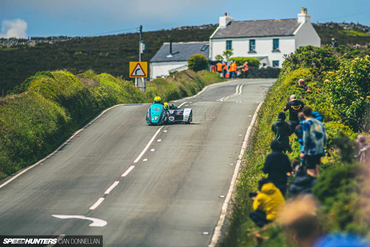 Isle_of_Man_TT_on_Speedhunters_Pic_By_Cian_Don (81)