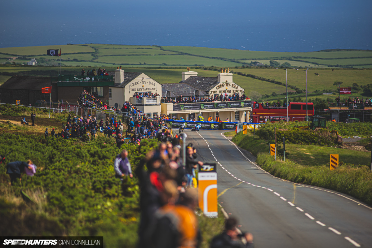 Isle_of_Man_TT_on_Speedhunters_Pic_By_Cian_Don (85)