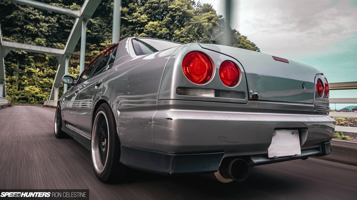 1-Speedhunters_Ron_Celestine_ProjectRough_ER34Skyline_R34_GTT