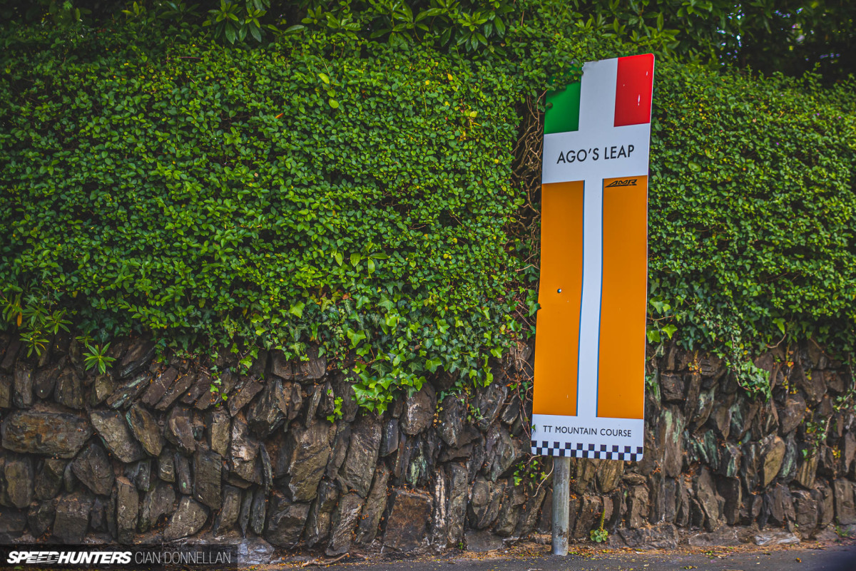 Lapping_The_TT_Course_Pic_By_CianDon (73)