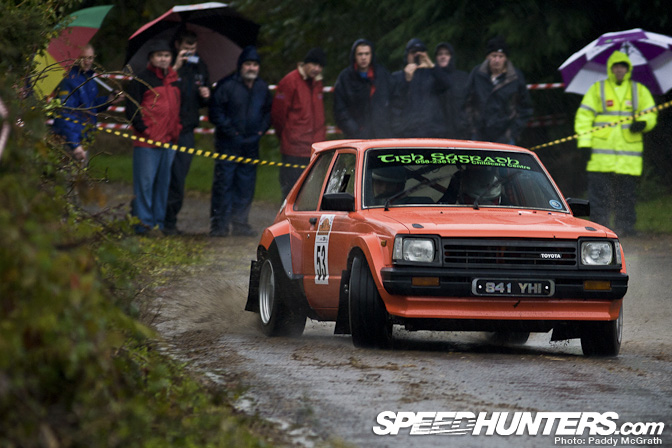 Desktops>> A Rather Quick Starlet