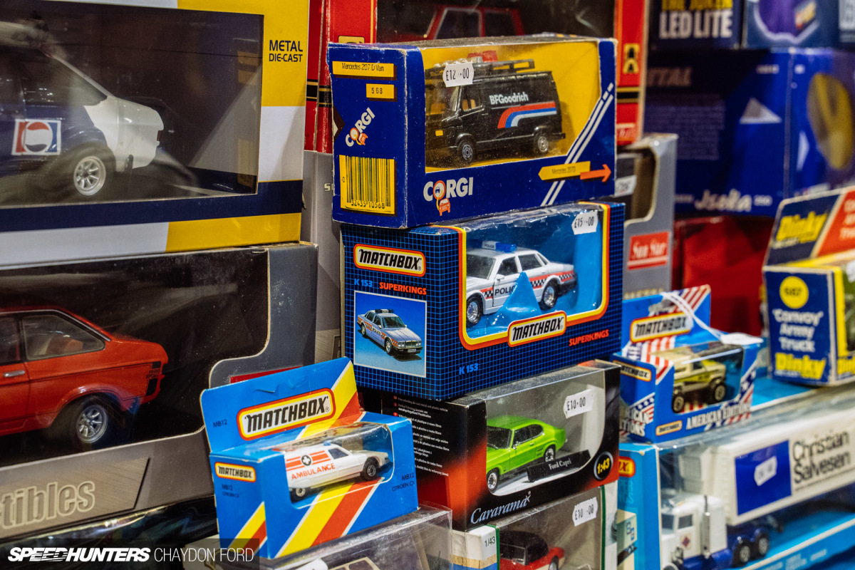 20221111 NEC Classic Models 010