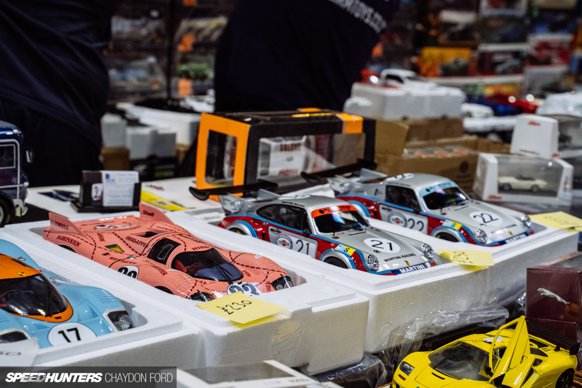 20221111 NEC Classic Models 020