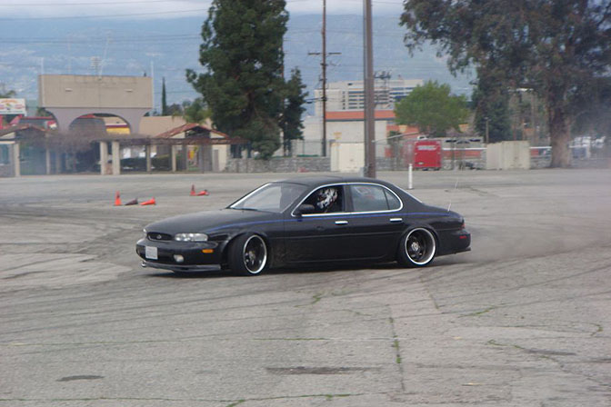 Readers Rides>>j30�Slide
