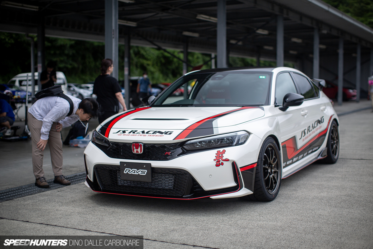 volkracing_ce28nplus_dino_dalle_carbonare_31