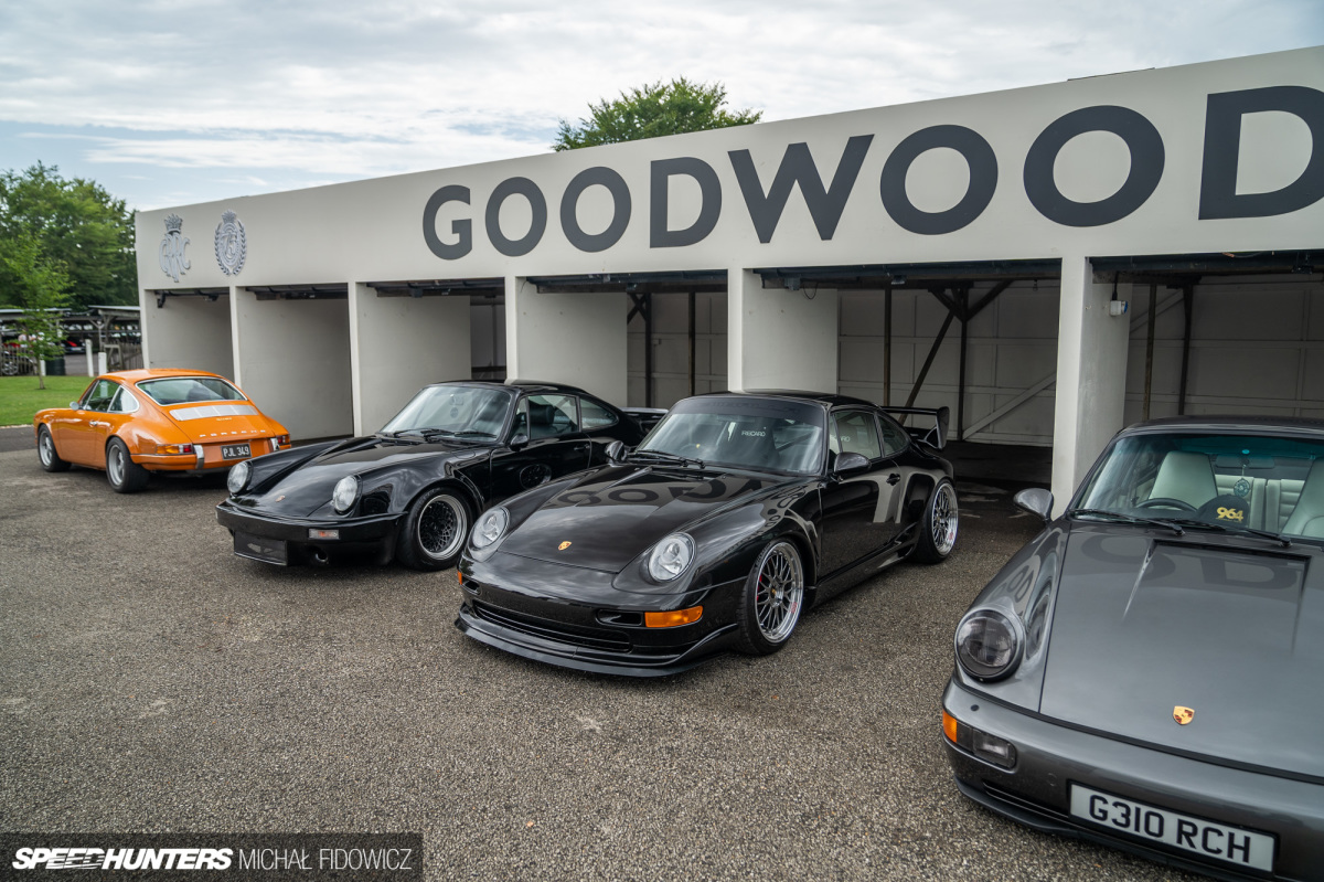 Going Undercover At The FlatSix Show