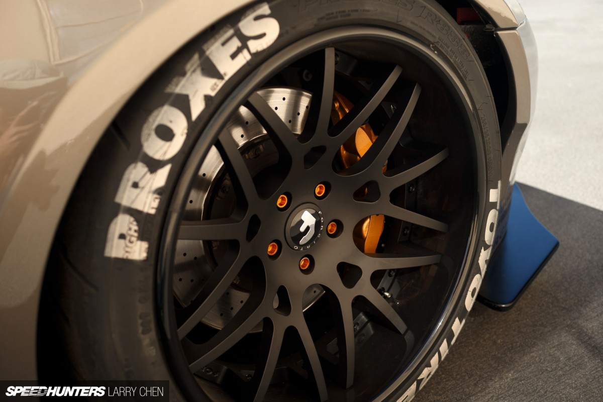 Larry_Chen_Speedhunters_Liberty_Walk_Nissan_GTR_R35-21