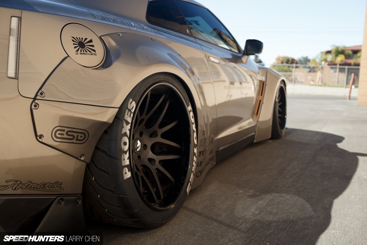 Larry_Chen_Speedhunters_Liberty_Walk_Nissan_GTR_R35-23