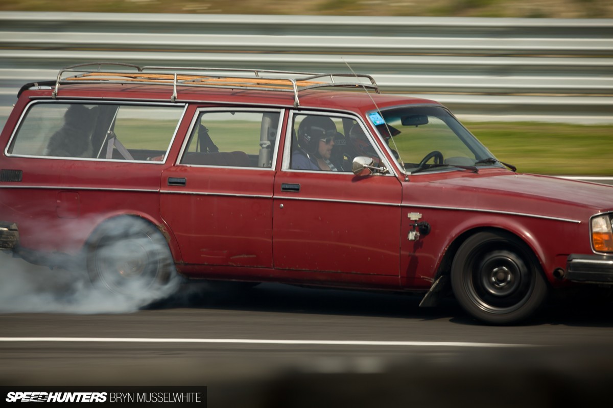 2j Volvo estate-2