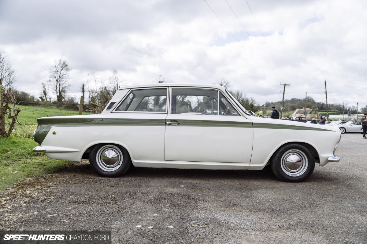 Elan Cortina SH 009