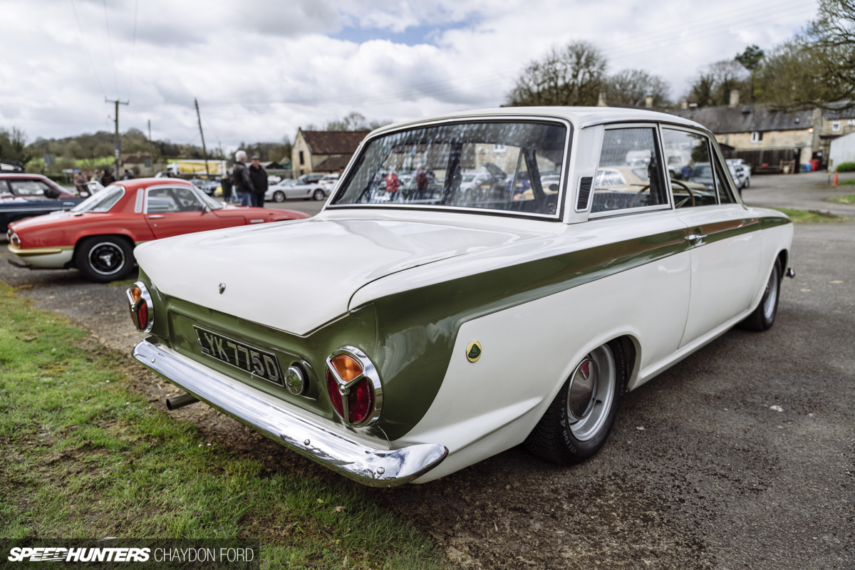 Elan Cortina SH 017