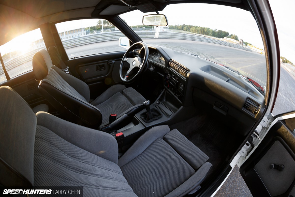 Larry_Chen_Speedhunters_BMW_E30_Shaved-33