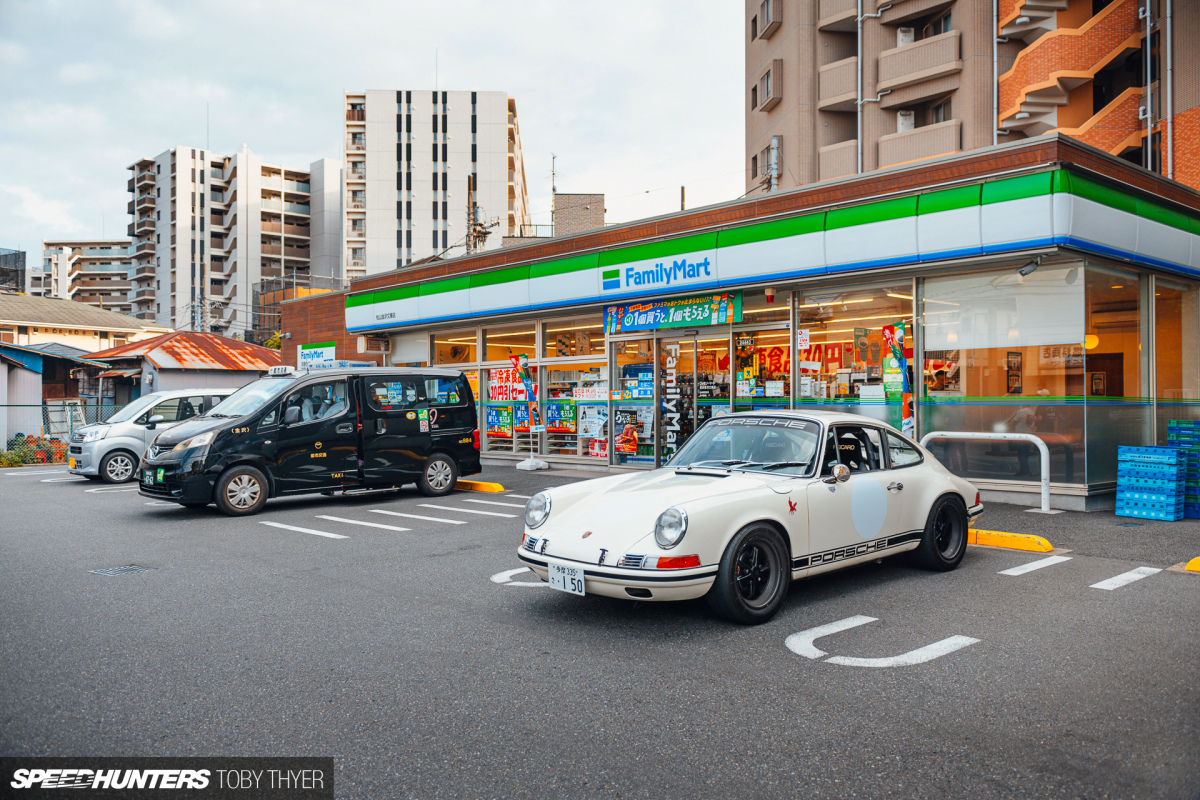 A Perfectly Simple Porsche