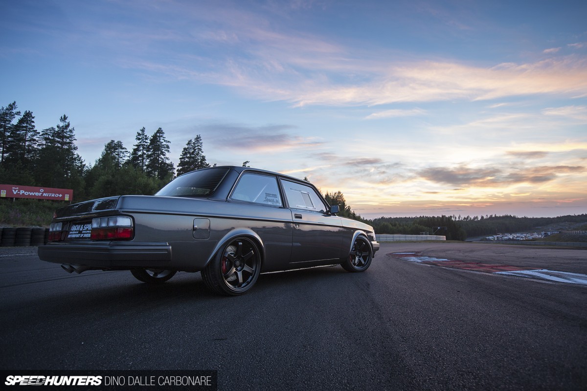 V10-Volvo-16